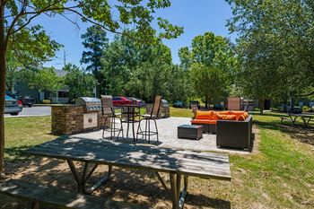 Grilling/picnic area